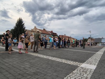 Przejazd kawalerzystów przez Wojsławice